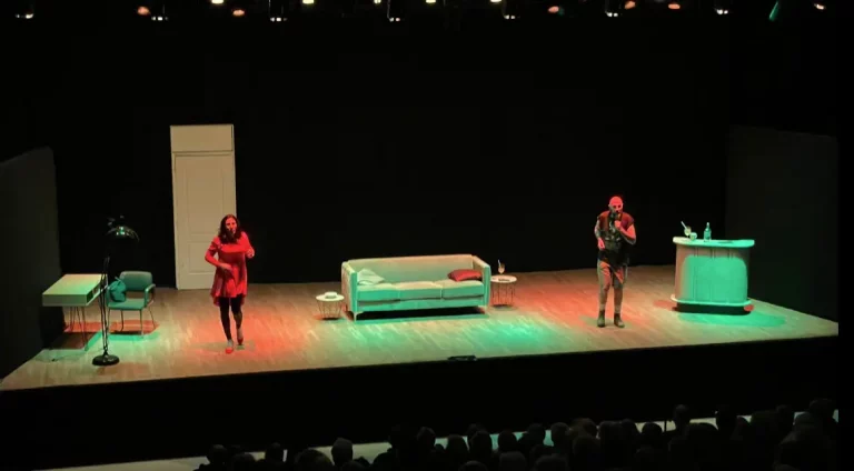 Sainte-Marie, 13-14 avril : Plongez dans l'humour de « La Chambre mandarine »